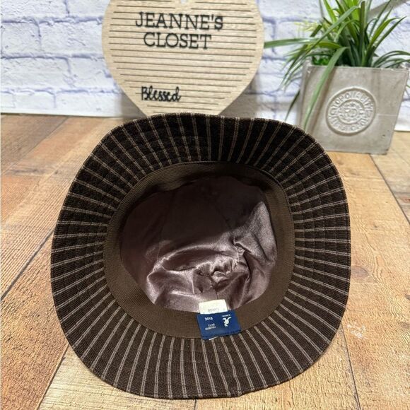 Kangol Tweed Knit Pinstripe Bucket Hat - Picture 9 of 11